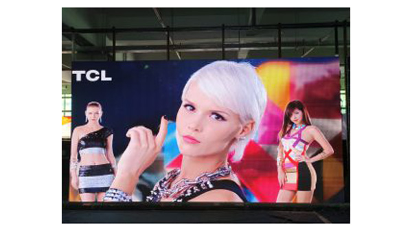 fine pixel pitch display